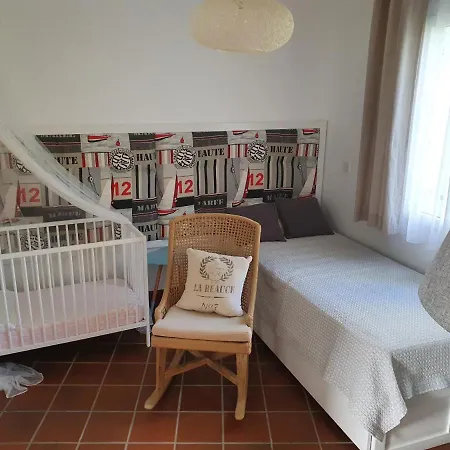 Port Chambly Mango Tree House Villa